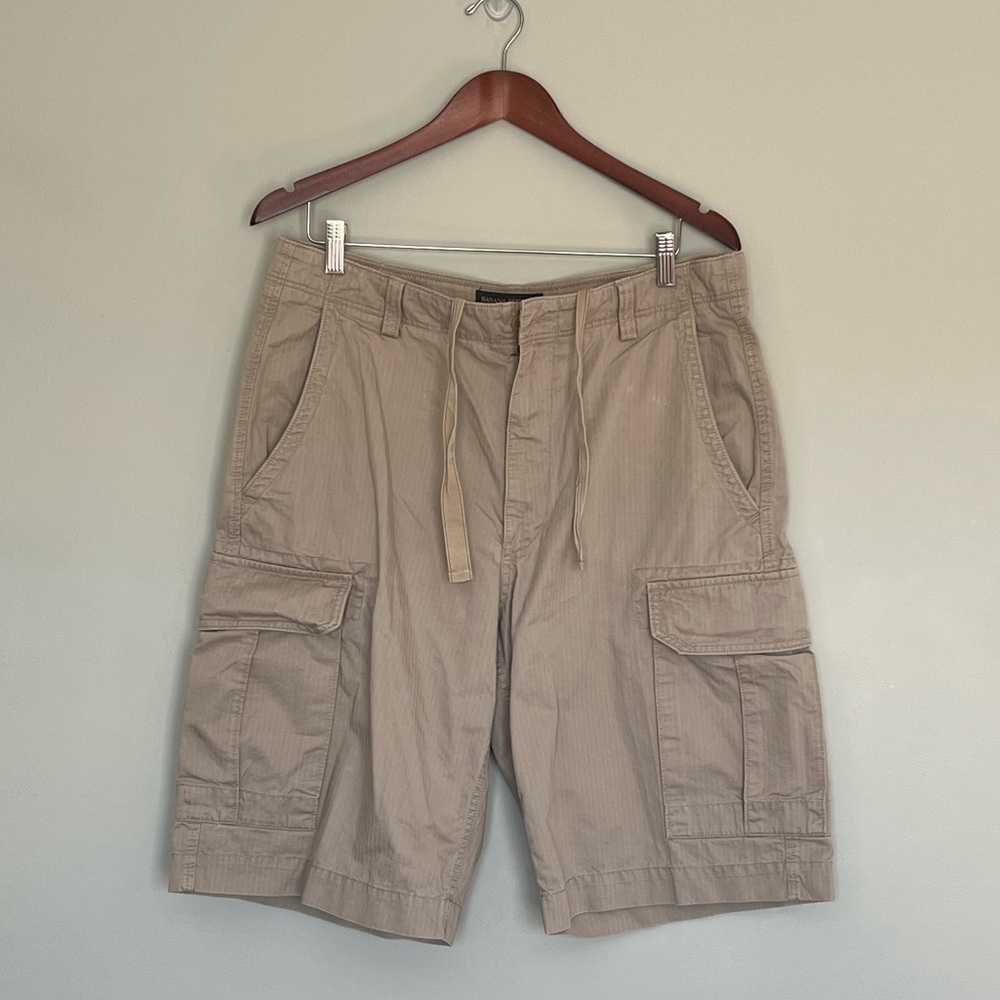 Banana Republic cargo shorts - Men - Size 35